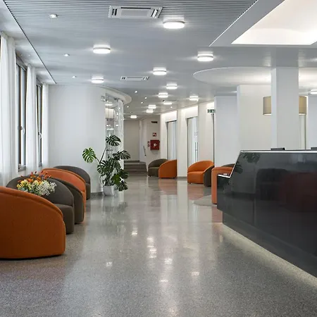 Raffaello Otel 4*