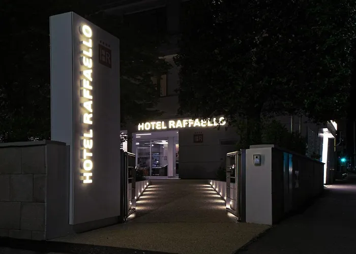 Hotel Raffaello 4*