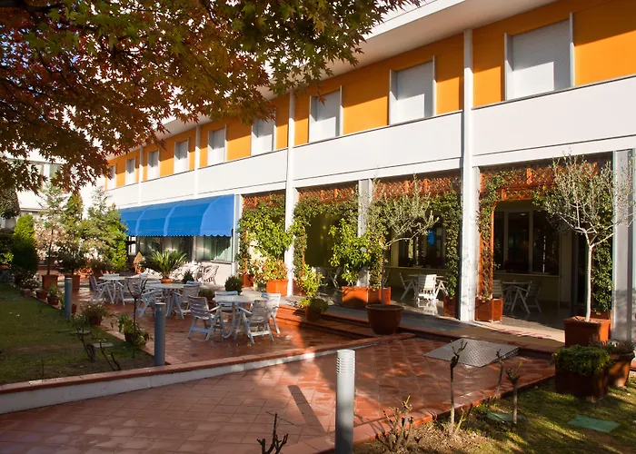 Hotel Raffaello 4*