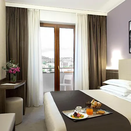 Raffaello Hotel
