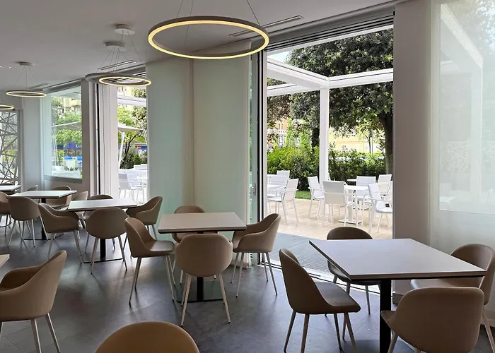 Raffaello Hotel